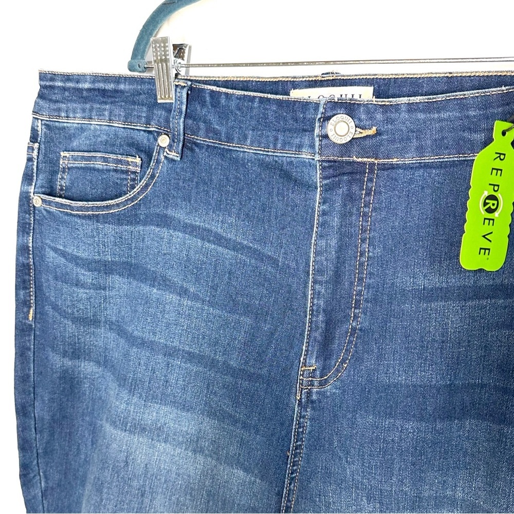 Eloquii Classic Blue Classic Fit Bell Bottom Flare Leg Jeans Plus Size 20 NEW - Picture 6 of 16